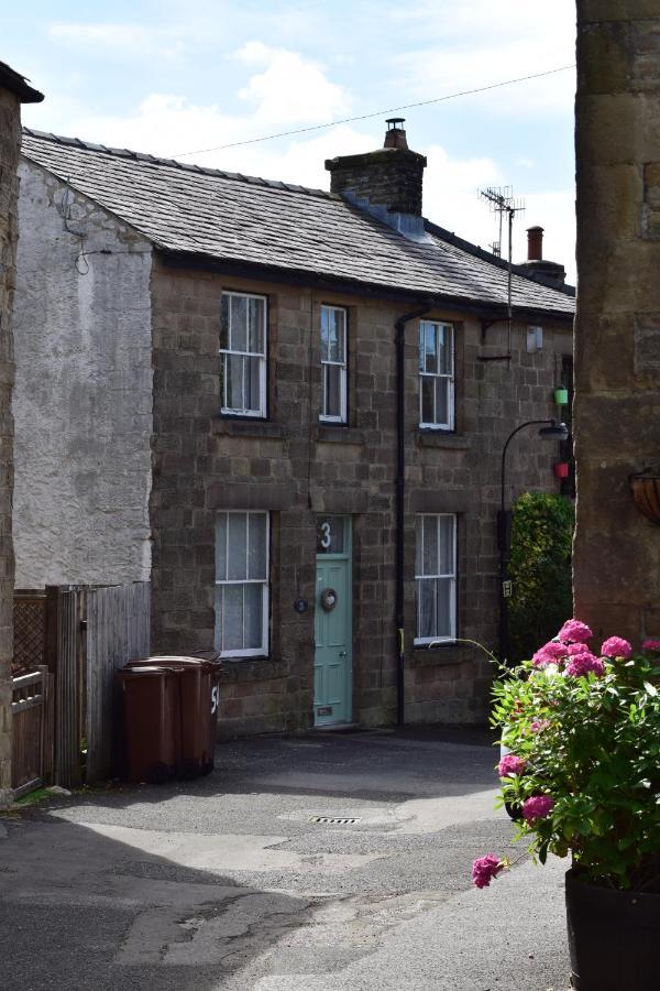 The Buxton Retreat A Luxurious 3-Storey Townhouse With Four Poster Bed And Double Jacuzzi Bath" Kültér fotó